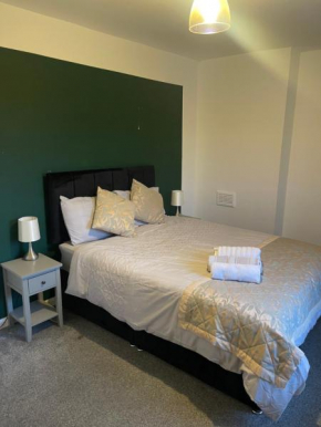 2 Cozy Modern Double Room in Nottingham